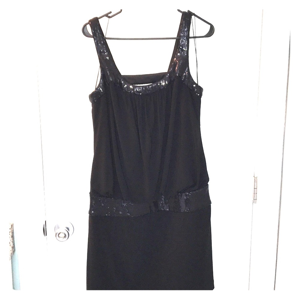 Black dress w sequins